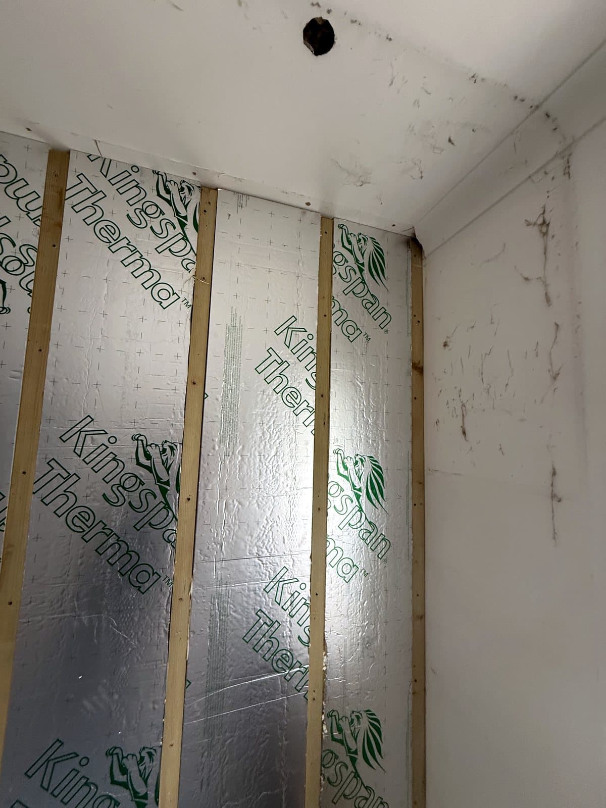Insulated wall with battens ready for the ply
