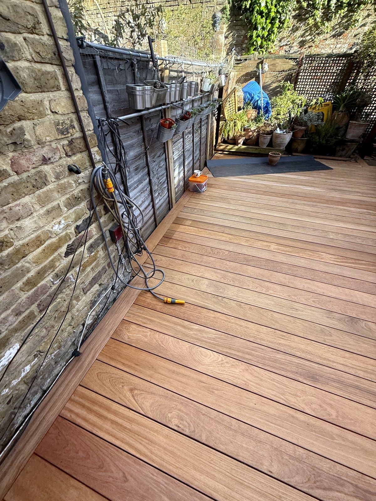 Deck along the side wall