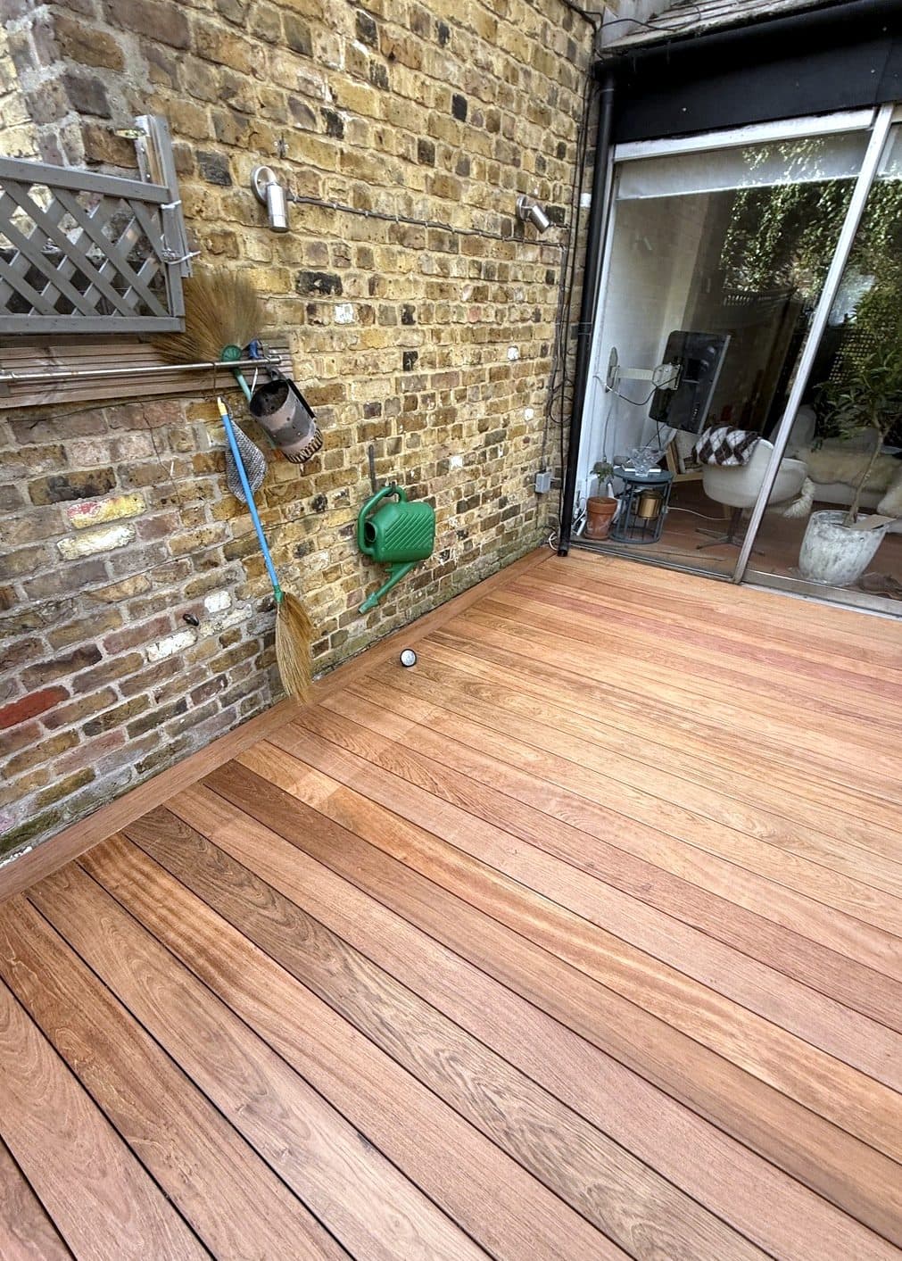 The finished deck in the same corner