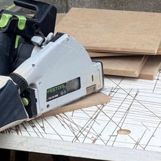 Raf's Festool TSC 55 KEB Track Saw on a job