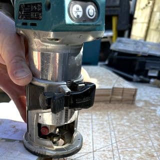 Raf's Makita Trim Router on a job