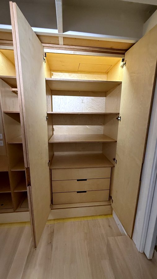 Shelves over the drawers